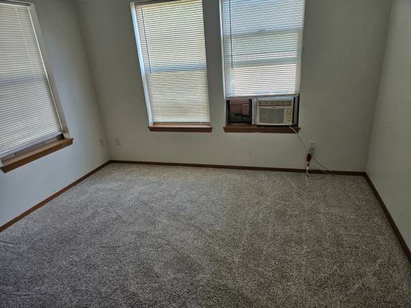 $795 / 3br - 142ft2 - Room for rent $795 month (HAZEL DELL)63999315353602120