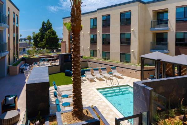 $4,269 / 2br - 934ft2 - Need To Move NOW? We Got You! (Carlsbad Village, Encinitas, Oceanside)63663768915715124