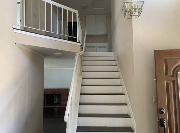 $3,300 / 4br - 1900ft2 - Gorgeous 4b2.5b single family house near heritage school (Brentwood)63850427956865122