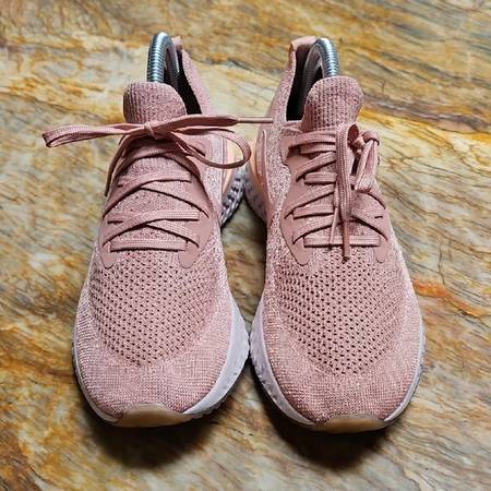 NIKE Epic React Flyknit women's running shoes in the Pink - 8.5 1