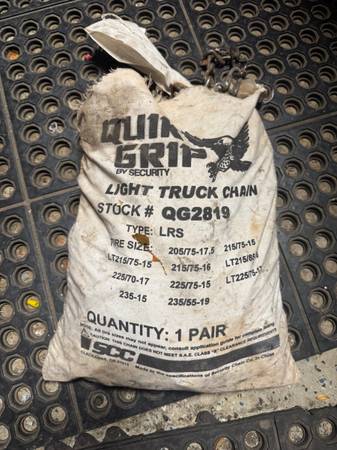 2x tire chains QG2819 v bar Qwik Grip 1