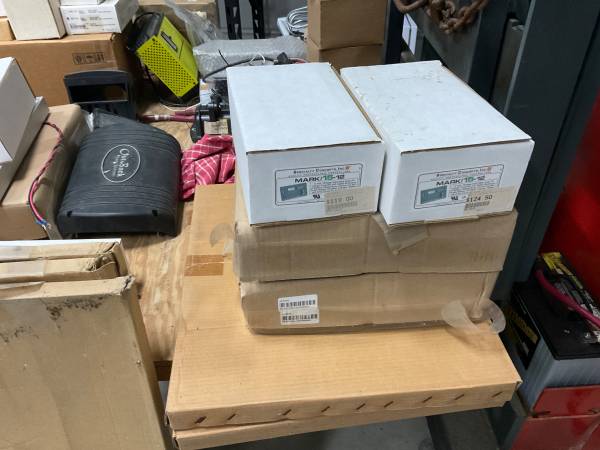 Solar charge controllers and DC lighting 1