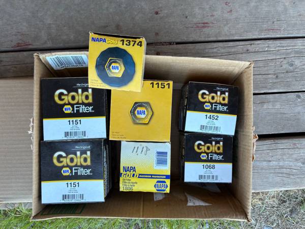 NAPA Gold Oil Filters 1
