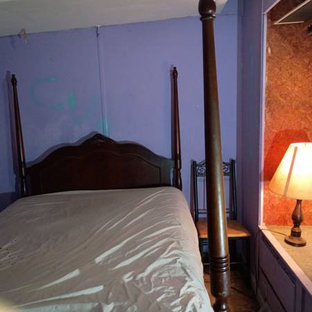 Room for rent 1
