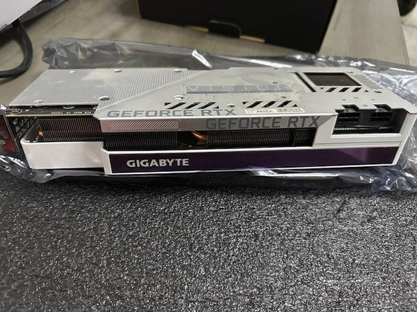 Gigabyte GeForce RTX 3080 Ti VISION - $450 (Astoria)63471423944323121