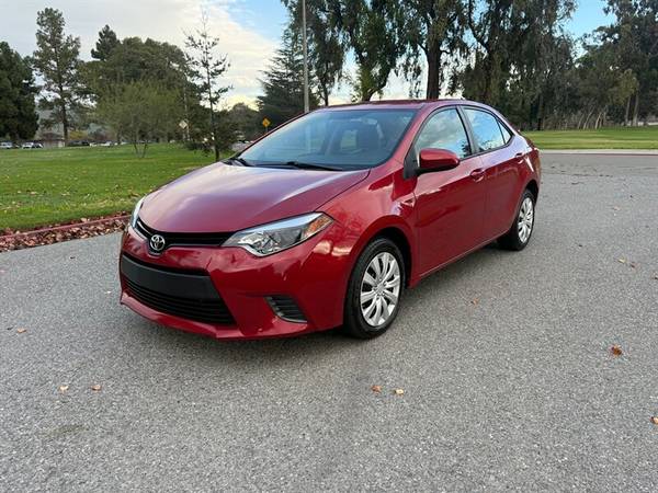 2015 Toyota Corolla LE  1
