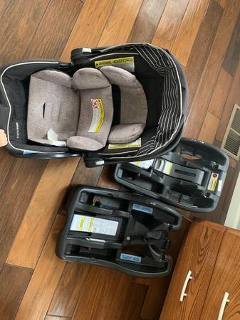 GRACO snugride 35 lite lx Infant seat w/2 bases 1