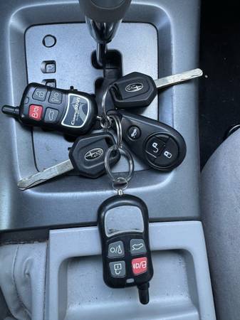2011 Subaru Forerster 2.5 X premium AWD - $6,800 (Burbank)63623905709697122