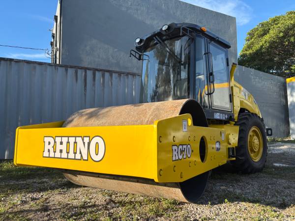 RHINO RC70 Smooth Compactor 1