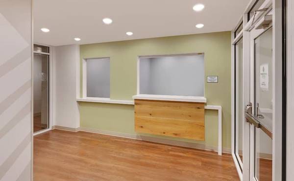 $339 / 1br - Affordable Living: Clean, Safe, With a Kitchen (380 W Lyndon B Johnson Fwy, Irving, TX)63796555550467123