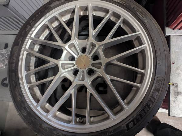 Mercedes Wheels and Tires 1