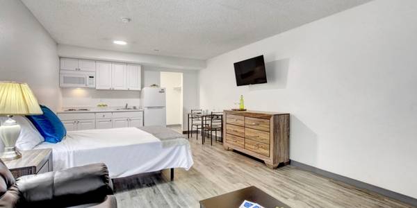 $375 / 390ft2 - Studio 1ba, Wi-Fi Included, Close to Public Transportation63859500714753123