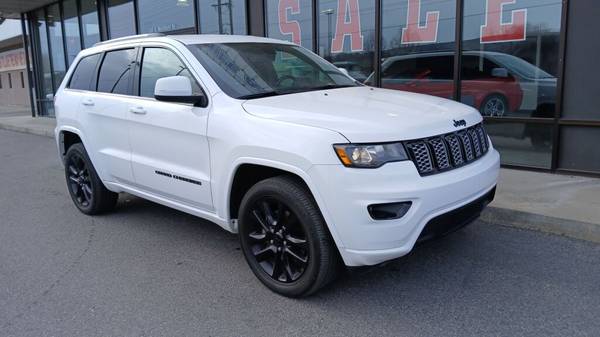 2021 JEEP GRAND CHEROKEE Laredo-Altitude - $23,88863442502824193121