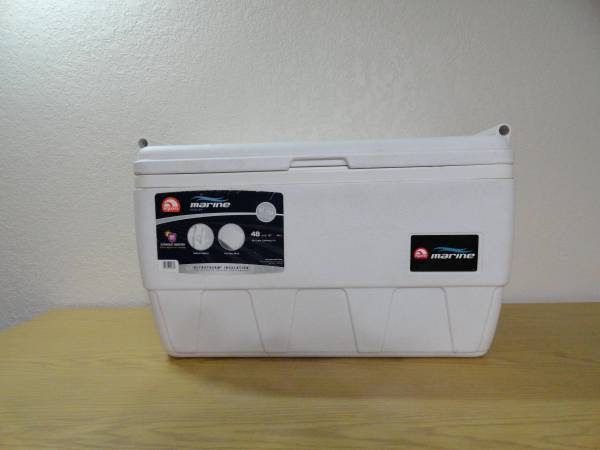 Igloo Marine Cooler 1
