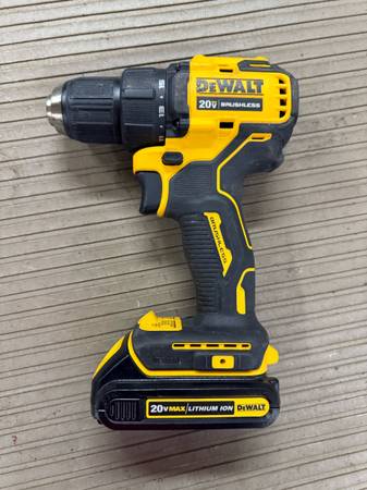 DeWalt 20volt drill new 1