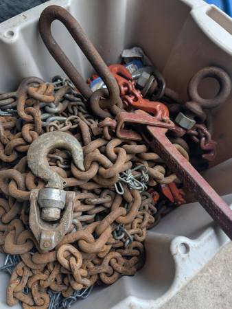 Various chain, hooks and binder 1