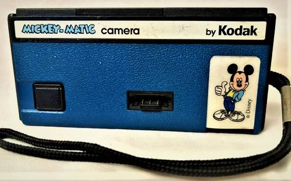 CAMERA MICKEY MOUSE FOR 110 FILM POINT N SHOOT VNTG. 1