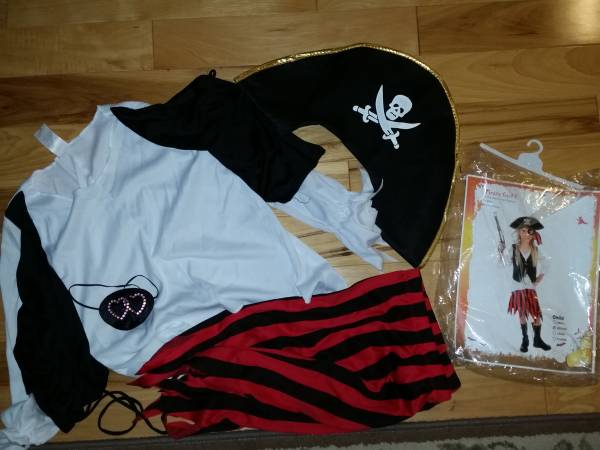 Girls Pirate Costume Size Medium 1
