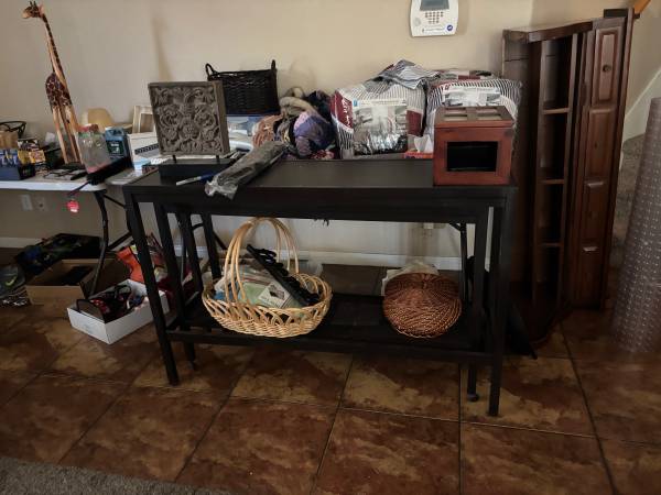 Yard sale photo