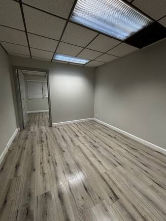 Office for rent 1
