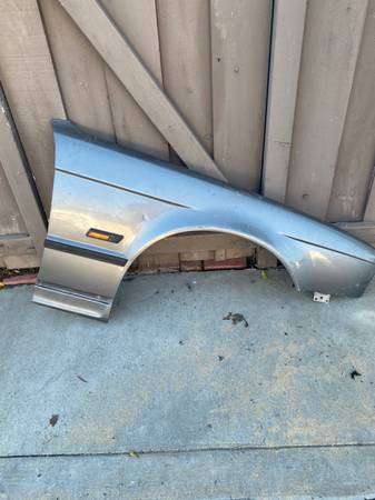 BMW FENDERS E34 1