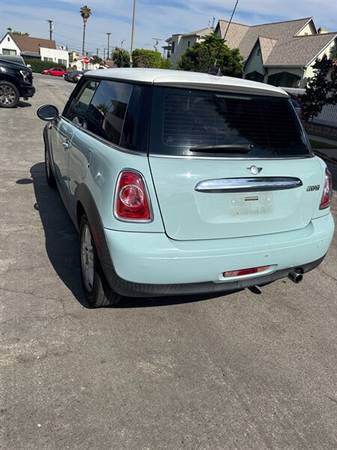 2012 MINI Cooper Hardtop - $6,99563469623015809124