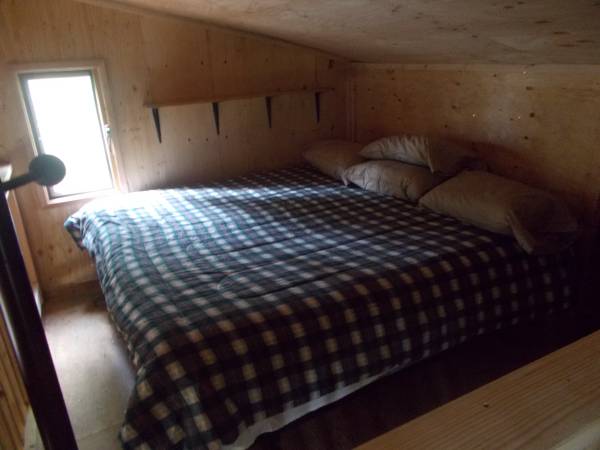 $95 / 336ft2 - Gulkana River Cabin (Gulkana, Alaska)64148845510403124