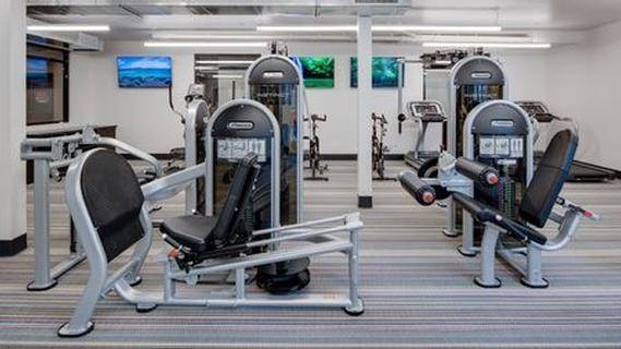 $2,848 / 1br - 664ft2 - Retiro lujoso en el centro: Centro de fitness e inclusión de yoga (alameda)63668011977473122