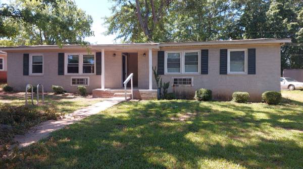 201 Chandler Dr UNIT 3A 1