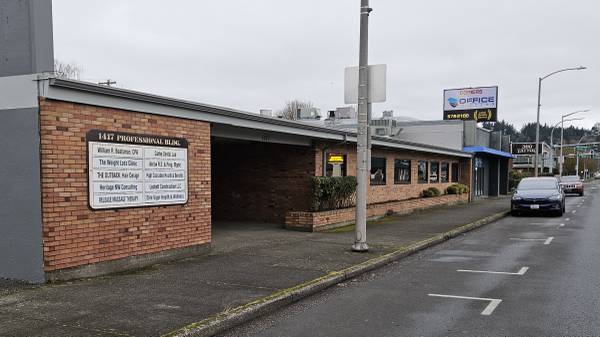 $550 / 462ft2 - Professional Office Suites Available! (Longview)64218943988994120