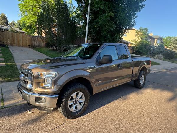 FORD F150 XLT (1OWNER) LOW MILES - $20,900 (Denver)63621873869955124