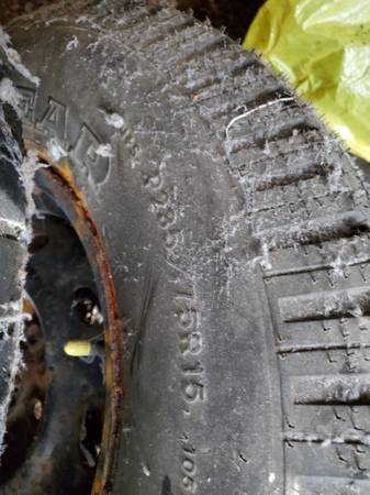 4 15 inch ford rims.  235 75 r15 1