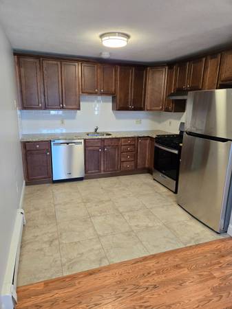 $2,750 / 2br - 800ft2 - NO FEE! Granite, Stainless! PARKING! Laundry! Walk to Tufts, Clean! (Medford)63620219513601121
