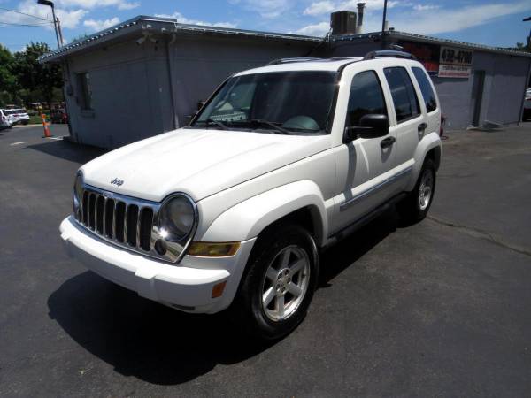2006 Jeep Liberty 4dr Limited -3 DAY SALE!!! - $4,197 (+ KC Used Car Emporium)63621942134147121