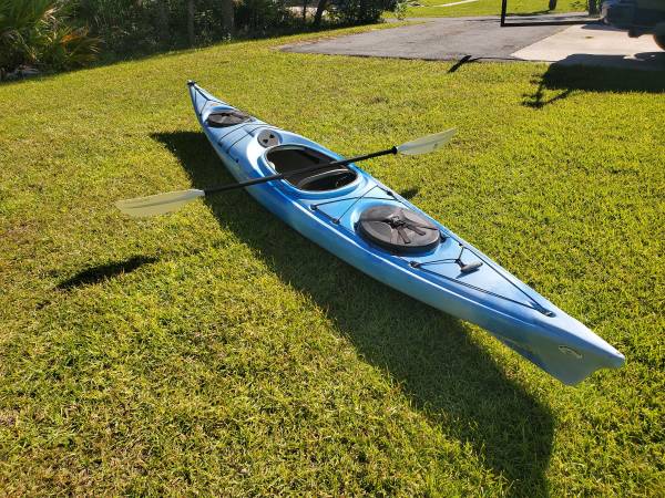Kayak de turismo marino Old Town Cayuga 146 - $375 (Homosassa)63438492948739123