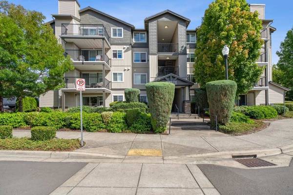 $1,831 / 1br - 694ft2 - Dishwasher, 1/BD 1/BA, Portland OR (11785 NW Timberview Ln, Portland, OR)63831398422913120