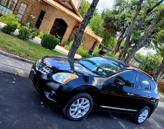 2011 NISSAN ROGUE - $4,500 (San Antonio)63470779915779121