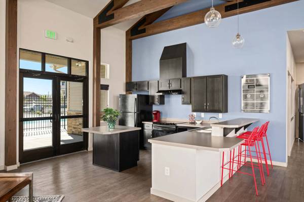 $1,338 / 2br - Game Room, Cyber Cafe, Covered Community Patio w/ BBQ (2555 Bella Coola Ln, Richland, WA)64014970378626121