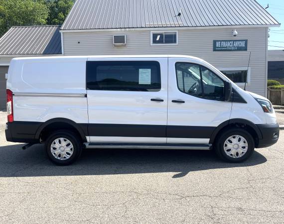 Furgón de carga Ford Transit 250 2023, garantía nueva, único dueño, todo eléctrico, impecable - $29,990 (Hampton NH RT1)63469916320899122