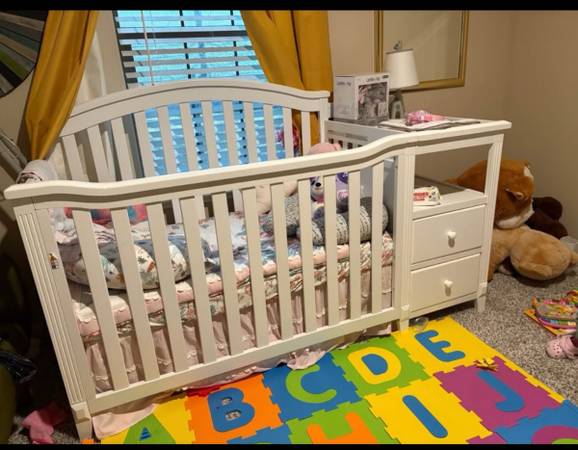 Baby crib, changing table, car seat 1