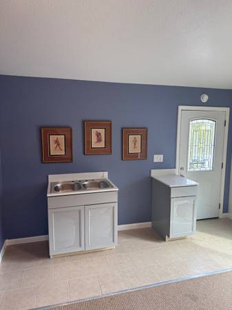 $1,200 / 900ft2 - Lake view studio apartment for rent (Copperopolis)63952108851843121