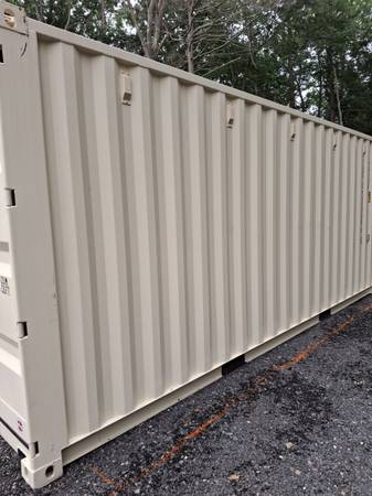 $350 CONTAINER STORAGE (Beverly)63869887869569121