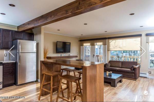 $1,150 / 1br - 735ft2 - Bridgeway64004785769474122