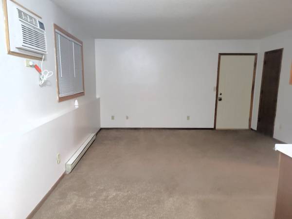 $1,000 / 2br - 675ft2 - 2 Bdrm Apt, Pet Friendly, W/D In Bldg - 1325 #6 (1325 Henry Street #6, Prescott, WI)63868697847425124