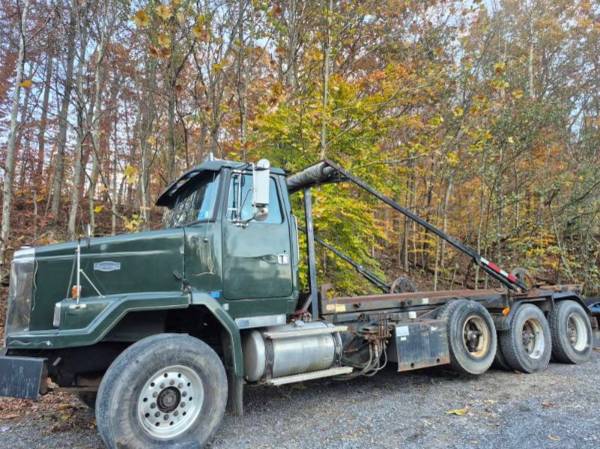 1989 Autocar Roll Off 1