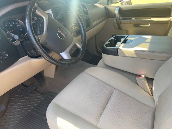 GMC Sierra 2013 - Clean Tittle - $16,000 (Bakersfield)63470220316033124