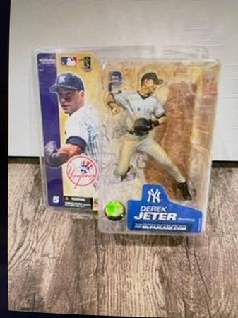 Derek Jeter 2003 McFarlane figure 1