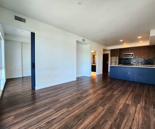 $2,176 / 1br - 696ft2 - Move Into Slabtown For Halloween! Ask About Specials!! (Portland)63820848973187122