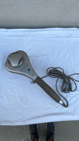 Brookstone massager 1