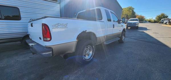 2001 Ford F-250 Ext. Cab - Photo 4